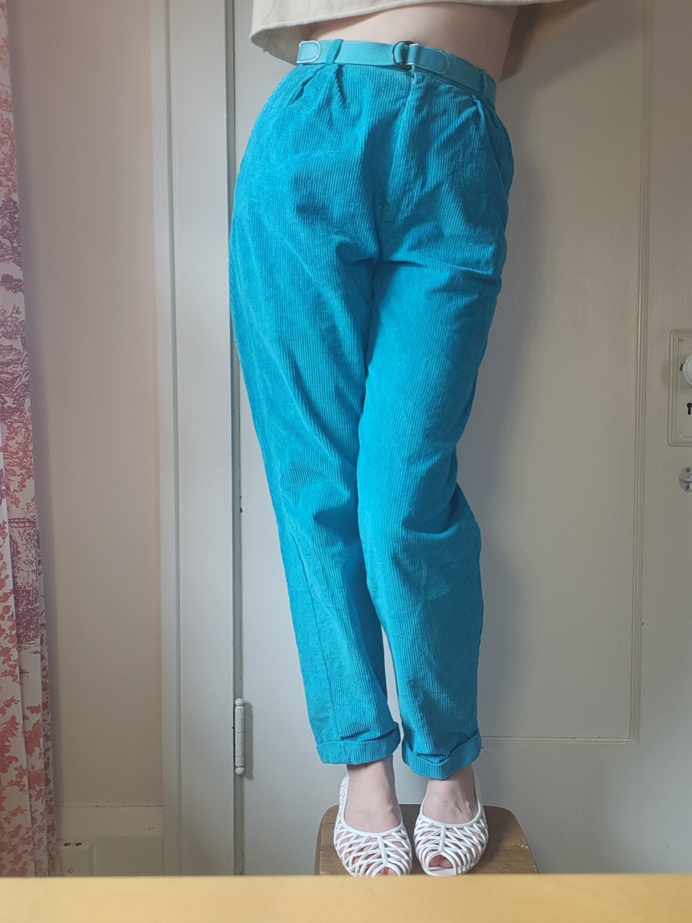 High-Waist Straight Leg Corduroy Pants in Teal